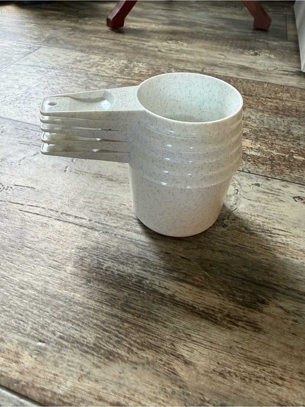 Set of 5 vintage Speckled nesting Measuring Cups - Tupperware